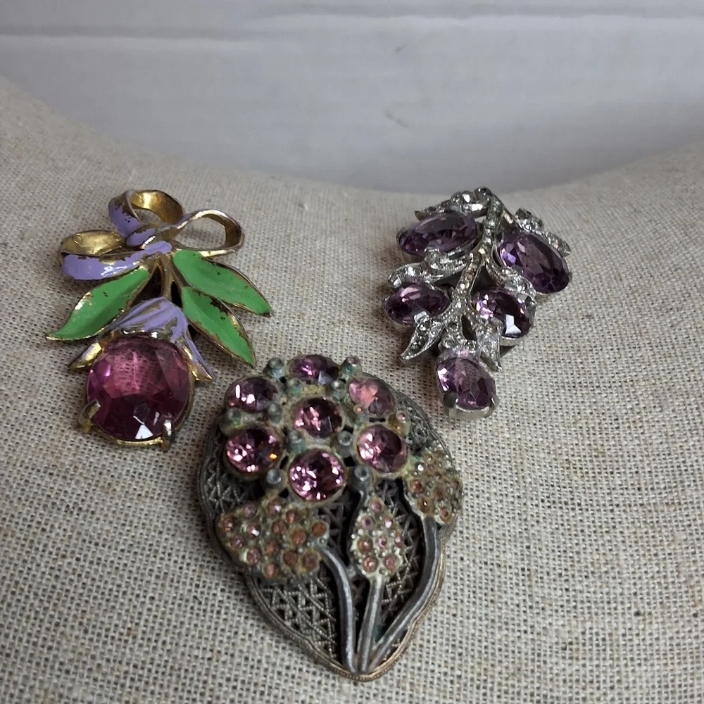Vintage Floral Dress Clips Purple Rhinestones Enamel Leaf & Silver Tone Clip Lot